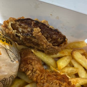Yanık Ve Beklemiş Yemek, İlgisiz Müşteri Hizmetleri