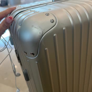 Valizimin Kılıfı Kayboldu Ve Yeni Valizim Hasar Gördü Acil Çözüm Bekliyorum