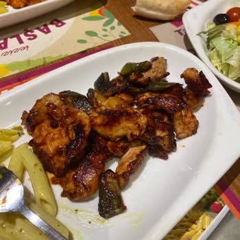 Tavuk Dünyası Eksik Ve Yanık Sipariş, İlgisiz Hizmet