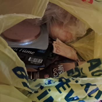 Geciken Teslimat Ve Hasarlı Ürünler Sonrası İlgisiz Müşteri Hizmeti