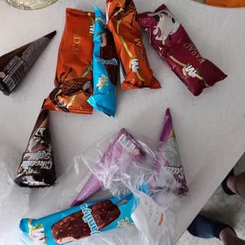 Erimiş Dondurma Ve İlgisiz Müşteri Hizmeti