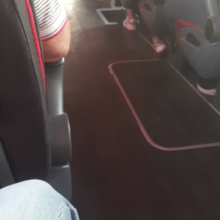 Metro Turizm'de İlgisiz Personel Ve Koltuk Karmaşası Yolculuğu Zehir Etti