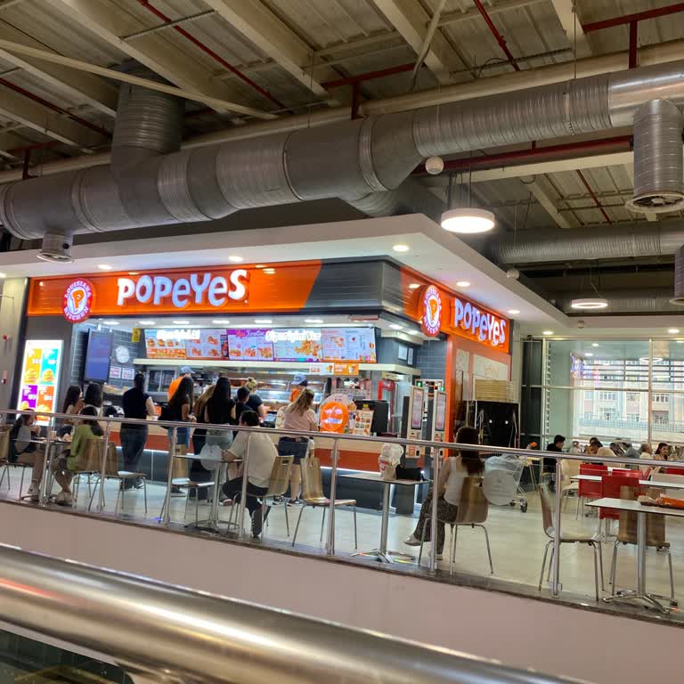 Popeyes Şubesinde Yetersiz İlgi Ve Olumsuz Çalışan Davranışı