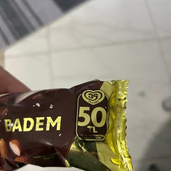 Dondurma Etiket Fiyatı İle Satış Fiyatı Arasındaki Fark Hakkında Şikayet