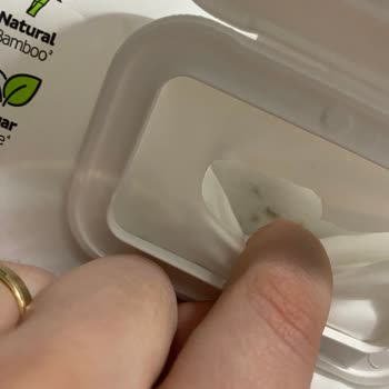 Küflü Islak Mendil Şoku: Bebeğim İçin Kullanılamaz Ürün