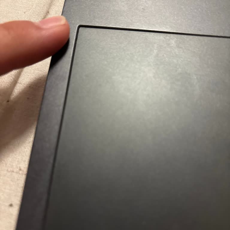 Dizüstü Bilgisayar Touchpad Sorunu ve Çözüm Arayışı