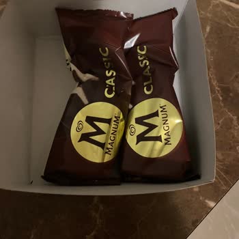 Aldığım Dondurmada Kum Taneleri Çıktı, Sağlığımızdan Endişeliyim