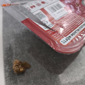 Migros Sanal Market'ten Alınan Köfteden Kemik Çıkması Sonucu Yaşanan Mağduriyet