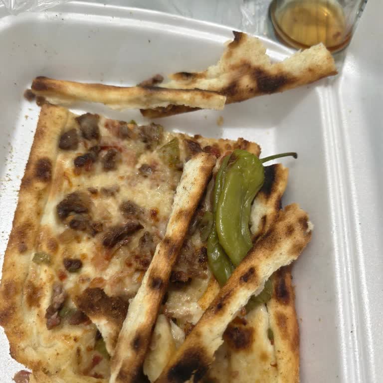 Yemeksepeti Soğuk Ve Geç Gelen Siparişe İlgisiz Yaklaşım