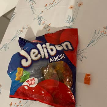 Patlak Ve Tadı Bozuk Jelibon Ürünü Hayal Kırıklığı Yaşattı