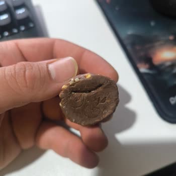 Godiva Çikolata Ürününde Isırık İziyle Karşılaştım