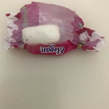 Kent Şekerlerinde Küf Ve Yabancı Cisim Şoku!