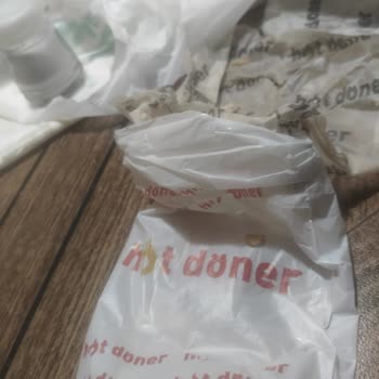 Dünden Kalan Dönerle Hazırlanan Tavuk Dürümden Memnun Kalmadım