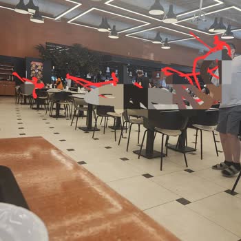 Köfteci Yusuf'ta Bayram Yoğunluğunda Kötü Deneyim: Etli Çorba Ve Hizmet Sorunu