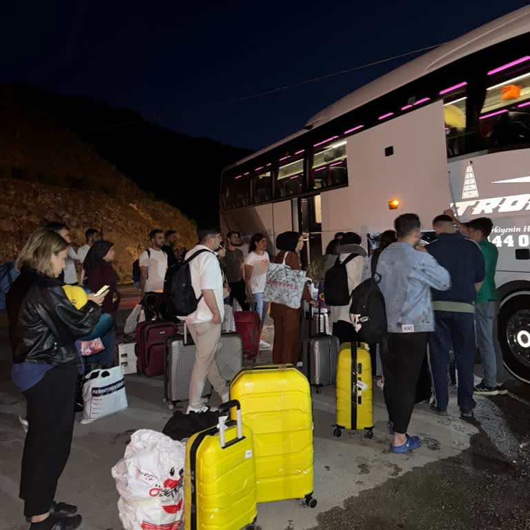 Gece Yarısı Klima Arızasıyla Yolcuları Mağdur Eden Firma: Koltuk Karmaşası Ve Güvenlik Sorunu