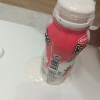 Açılan Kefir Köpürüp Taştı, Bozuk Olmasından Endişeliyim