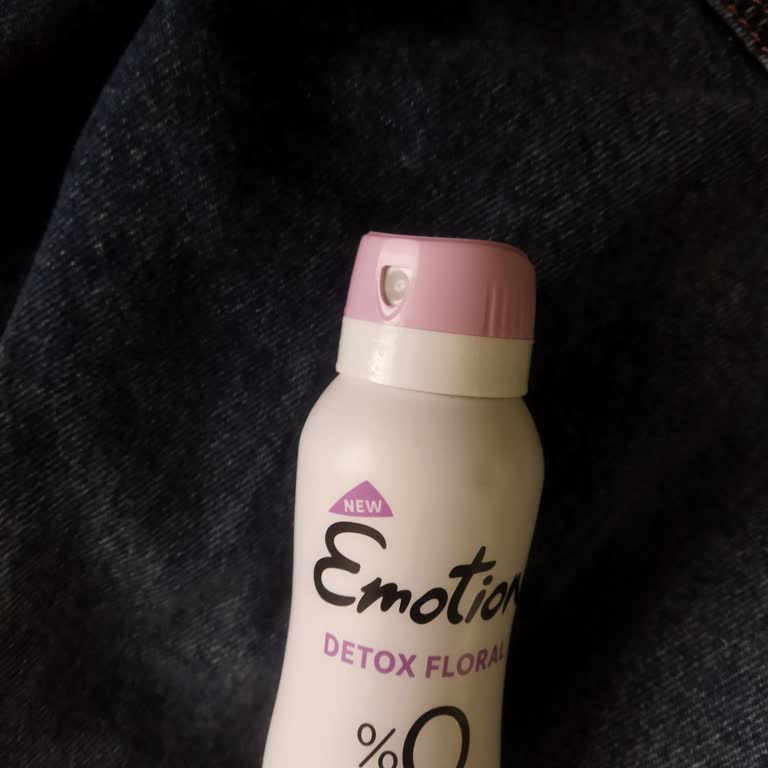 Emotion Deodorantın Sıvı Akıtma Ve Kullanım Sorunu