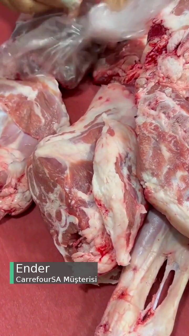 Carrefour SA Kurbanlık Kuyruk Yağı Yok, Kıyması, Kuşbaşısı Yapılmamış! videonun kapak resmi