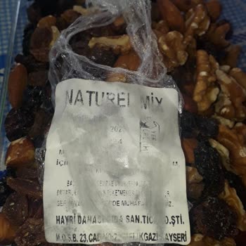 Karışık Çerez Paketinde Böcek Ve Bayat Ürün Sorunu