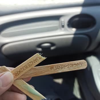 Dondurma Çubuğu Sorunu: Çocuğumun Ağzına Kırık Çubuk Battı