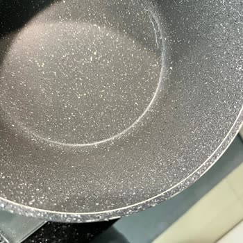 Bir Yılda Deforme Olan Granit Tencere Ve Tava Takımı Hayal Kırıklığı