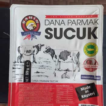 Satın Alınan Parmak Sucukta Şüpheli Beyaz Parçalar ve Tat Sorunu