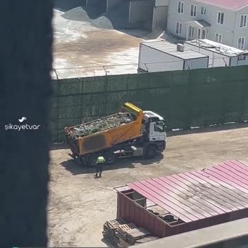 İstanbul Büyükşehir Belediyesi Şehrin Göbeğine Çöp Döküyorlar!