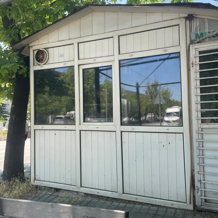 297 Numaralı Otobüsün Durağı Atlaması Ve Yolcu Mağduriyeti