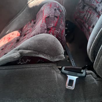 Pamukkale Turizm'de Kırık Koltuk Ve Kaba Personelle Kötü Yolculuk Deneyimi