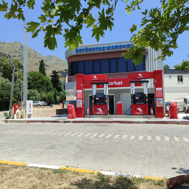 Marmara Adası'ndaki Benzinlikte Mesai Saatleri Sorunu