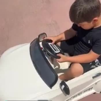 Pilsan 12v Akülü Araba Kendi Kendine Duruyor Sürülmüyor!