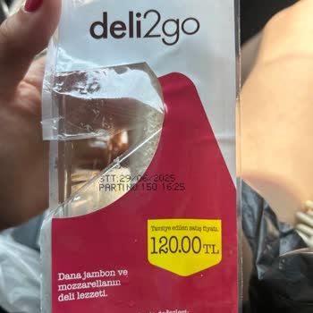 Küflü Sandviç Şoku: Son Kullanma Tarihi Geçmemiş Ürün Sorunu