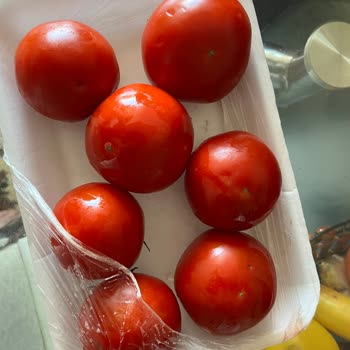 Migros Marketten Aldığım Domateslerin Bozuk Çıkması