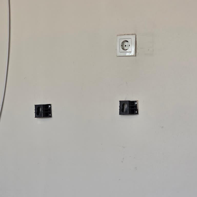 BİM Elektrik Arızası Nedeniyle Televizyonum Yandı, Çözüm Bekliyoruz