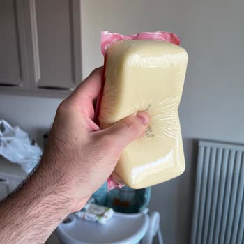 Siparişim Sıcak Havalarda Dışarıda Bırakıldı, Ürünler Zarar G*rdü Ve Müşteri Temsilcisinden Destek Alamadım