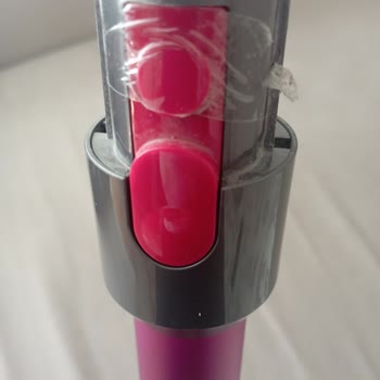 Dyson Boru Klipsi Kırıldı, Yedek Parça Gönderilmiyor