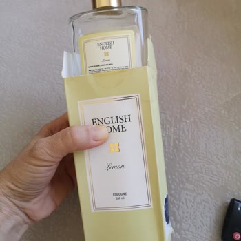 Aldığım Kolonya Şişesi Yarısı Boş Çıktı, Mahcup Oldum