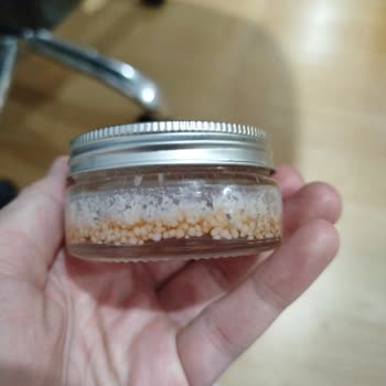 Aldığım Kaş Sabitleyici Küflendi Ve Kaşlarımı Döktü