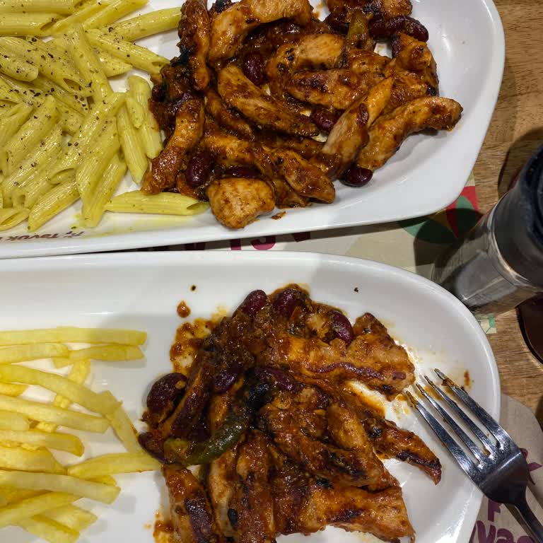 Tavuk Dünyası Orion Şubesinde Yavaş Servis Ve İlgisiz Çalışanlar