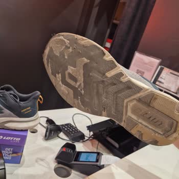 Dört Günlük Ayakkabının Altı Delindi, İade Talebim Reddedildi