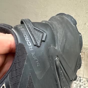 Pahalı Ayakkabının Kısa Sürede Yırtılması Hayal Kırıklığı