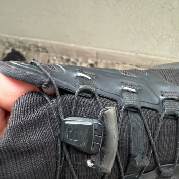 Pahalı Ayakkabının Kısa Sürede Yırtılması Hayal Kırıklığı