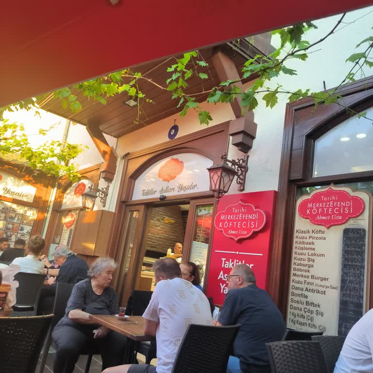 Parasıyla Bile Közlenmiş Domates Vermediler!