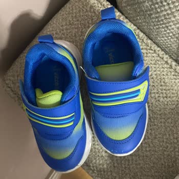 Vicco Bebek Ayakkabısı 2 Günde Deforme Oldu, Mağaza İlgisiz Kaldı