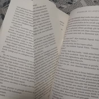 Aldığım Kitabın Sayfaları Yapışık Ve Okunamıyor