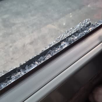 Topçam Otobüsünde Konforsuz Yolculuk Ve İletişim Eksikliği