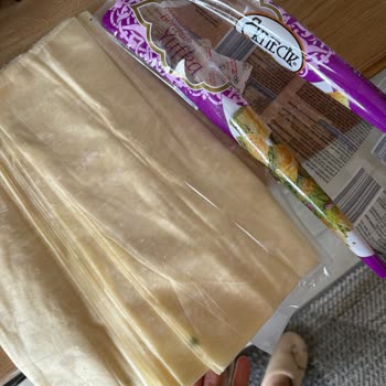 Aldığım Baklava Yufkasında Küf Ve Yabancı Maddeyle Karşılaştım