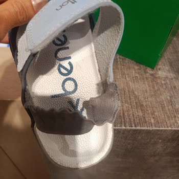 Satın Alınan Sandaletin İlk Giyimde Ciddi Şekilde Deforme Olması