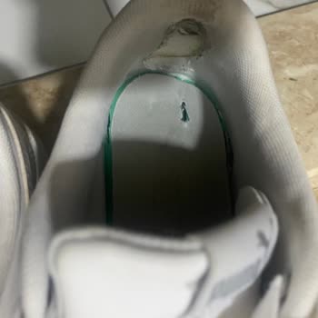 Puma Ayakkabının Topuk Astarı Ve Taban Süngeri Kısa Sürede Deforme Oldu