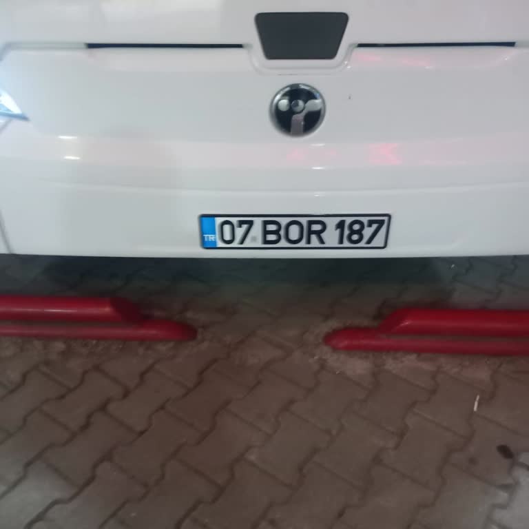 Buzlu Turizm'den Hem Gecikme Hem Koltuk Sorunu